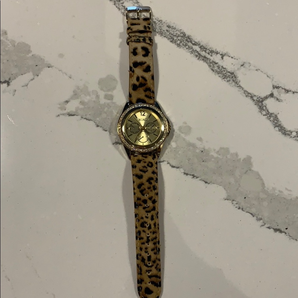 Leopard Watch - Picture 2 of 3